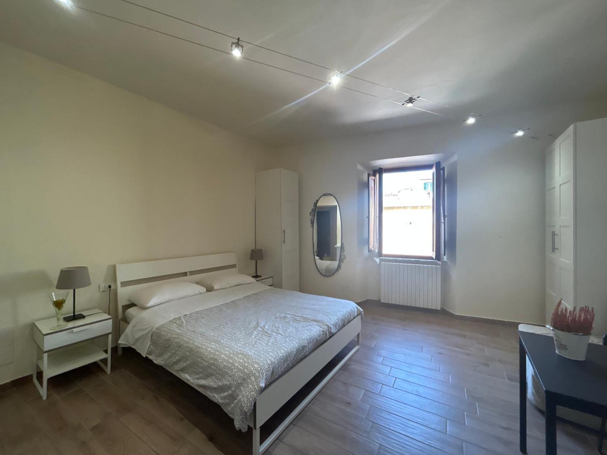Apartment Nel Centro Della Citta Pistoia Exterior foto