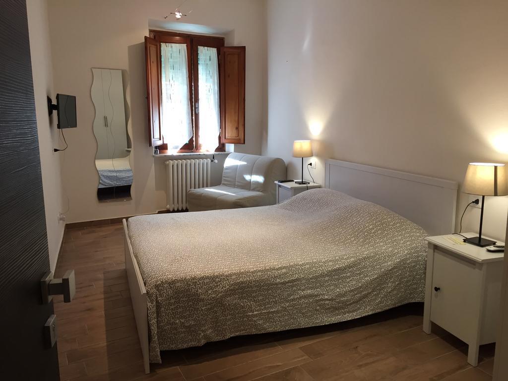 Apartment Nel Centro Della Citta Pistoia Exterior foto